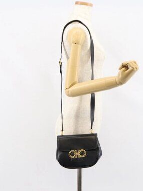 Salvatore Ferragamo Gancini Shoulder Bag Leather Black Gold Auth 154338